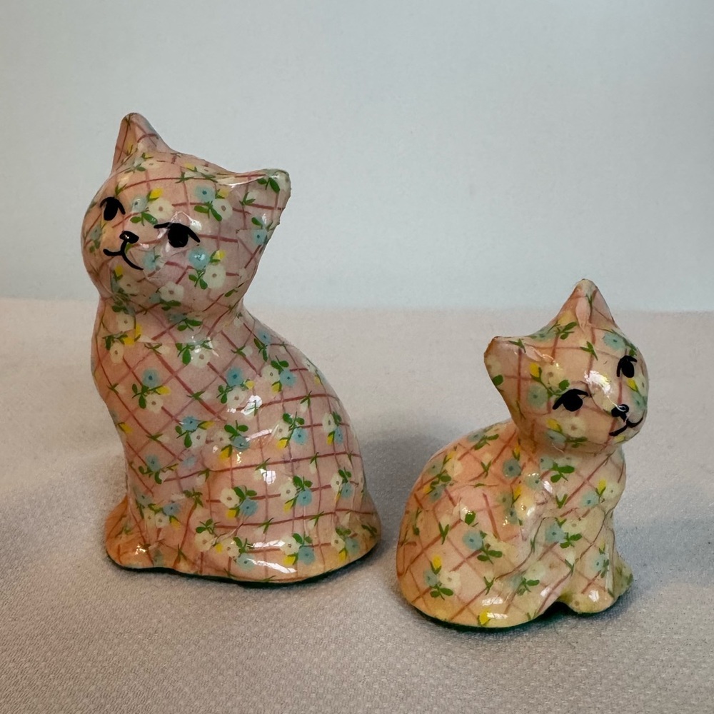 Miniature cat figurines with floral chintz decoupage pattern